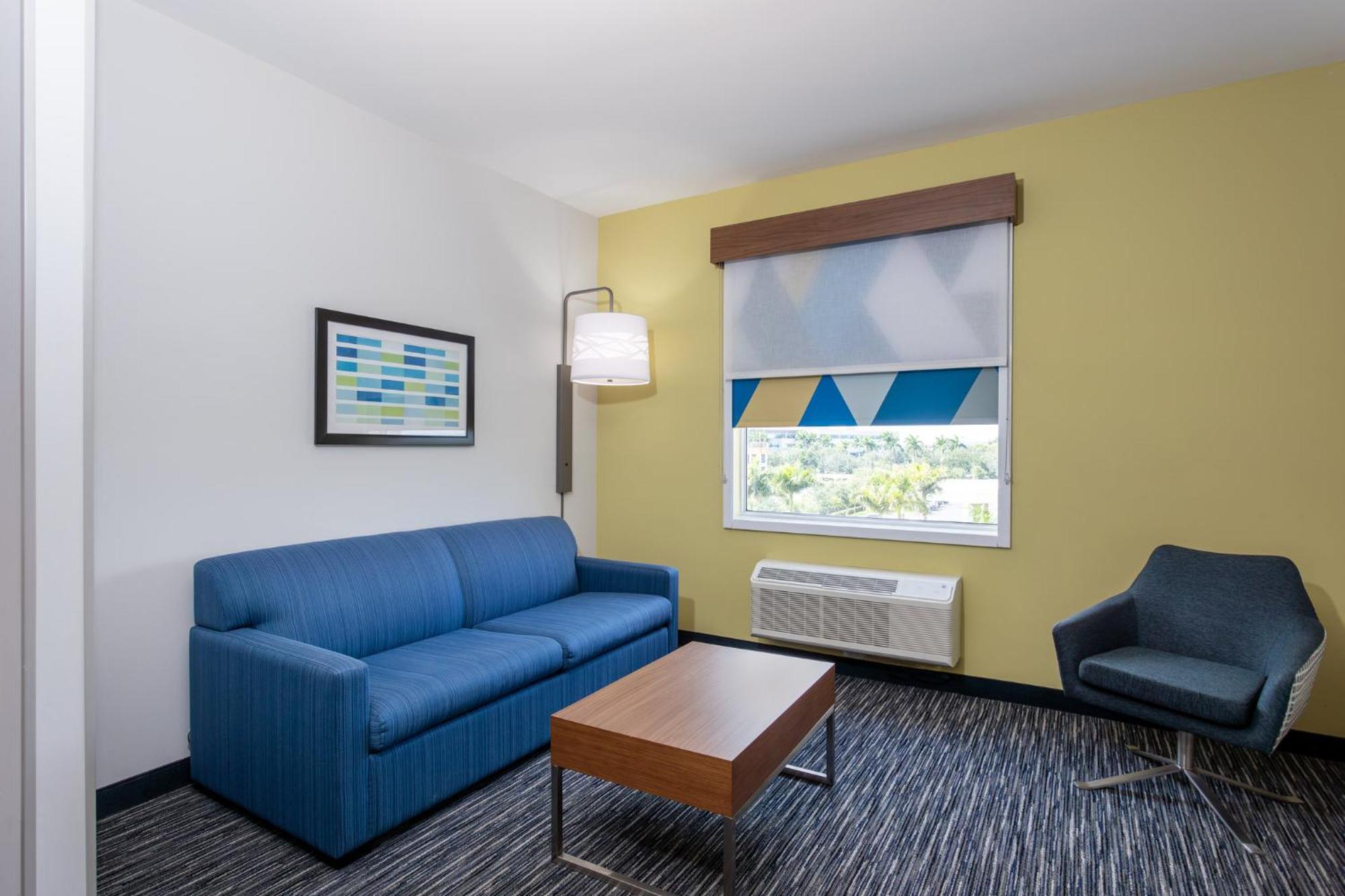 Holiday Inn Express & Suites - Miramar By Ihg Dış mekan fotoğraf